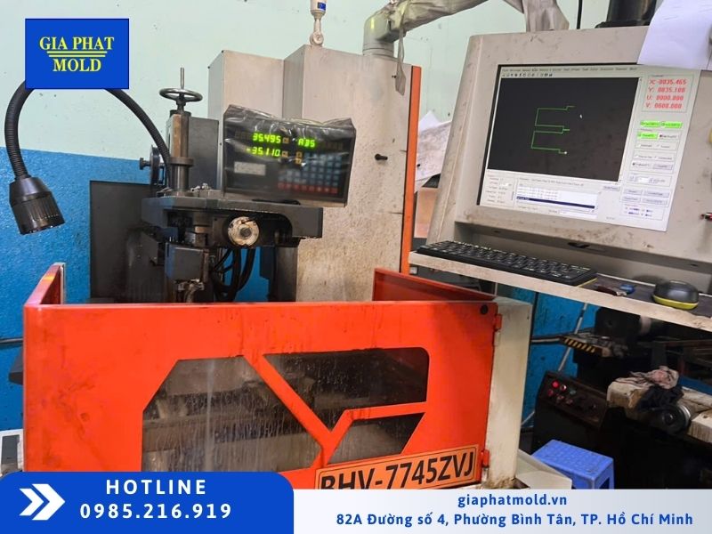 máy móc sản xuất khuôn đúc áp lực atimon tại Gia Phát Mold